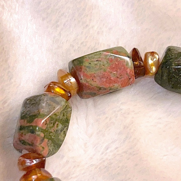 NWOT 💚🩷 LEE SANDS? VTG QVC BEADED STRETCH BRACELET w/GREEN & PINK JASPER STONES - Picture 4 of 5